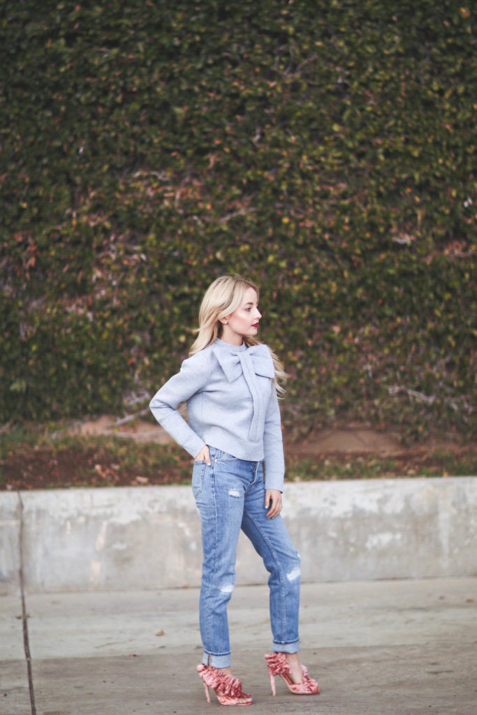 Alena Gidenko of modaprints.com shares her favorite grey bow sweater