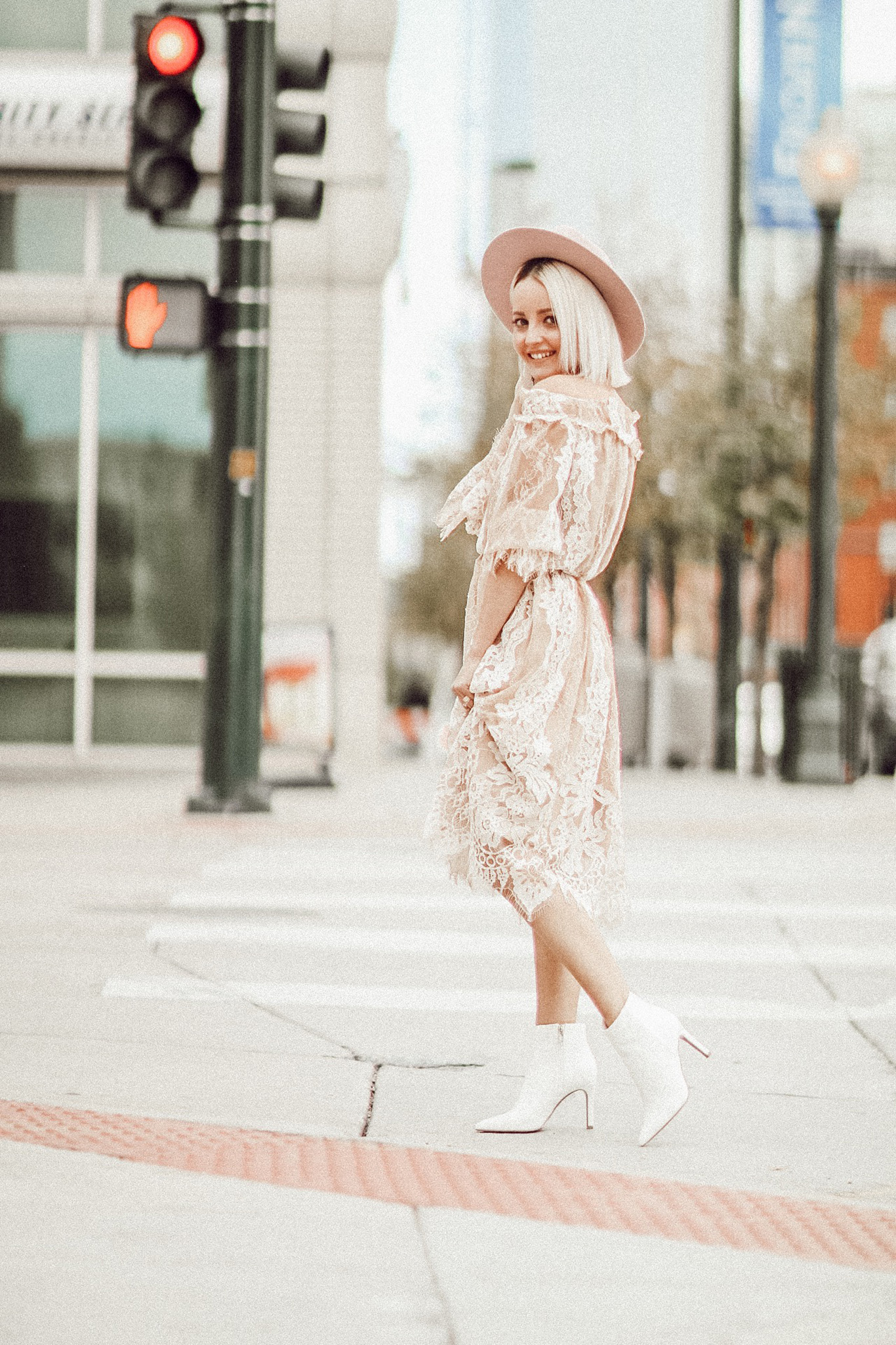 Alena Gidenko of modaprints.com shares her favorite lace dress for Fall and how she dressed it down