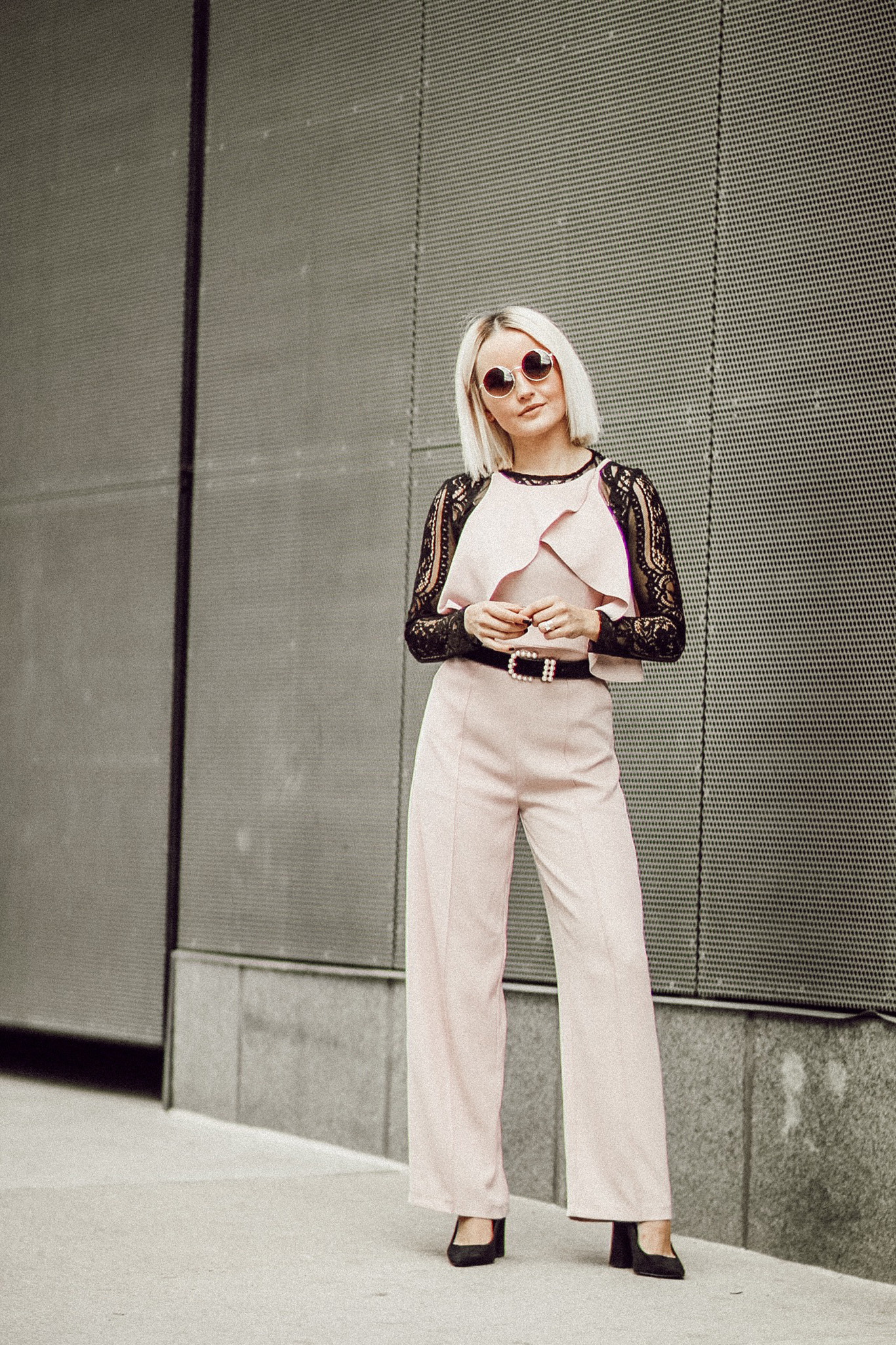 Alena Gidenko of modaprints.com shares tips on layering a Summer jumpsuit for Fall