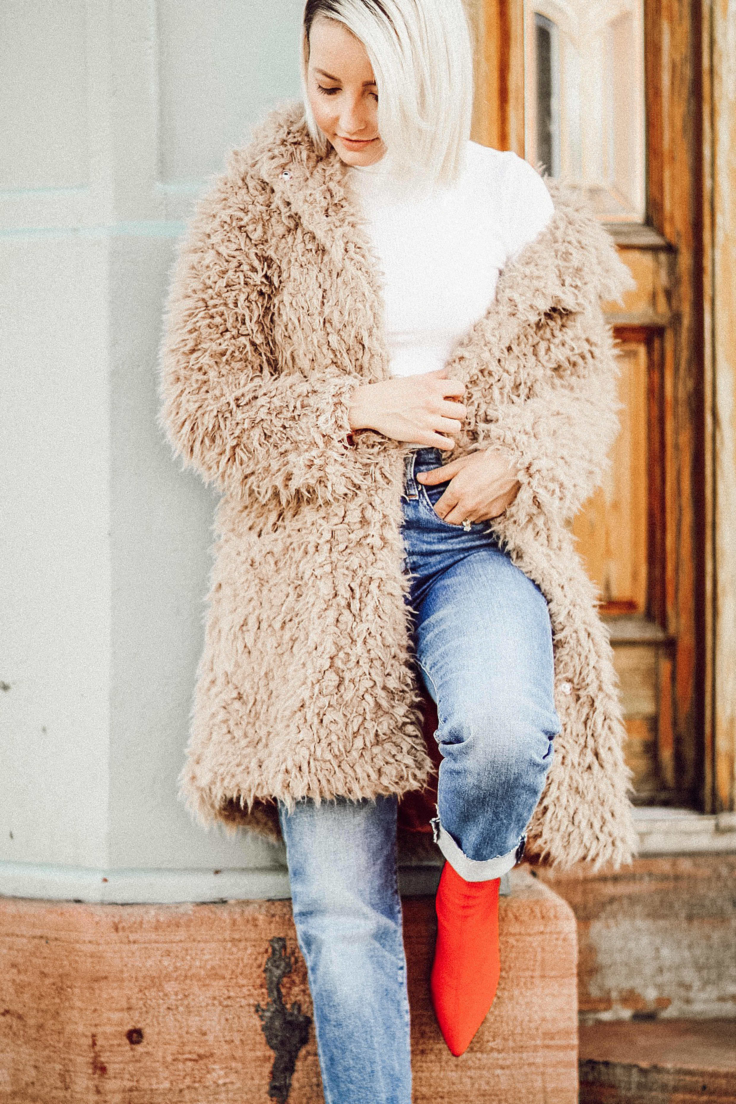 Alena Gidenko of modaprints.com shares her top five faux fur teddy coats for Winter