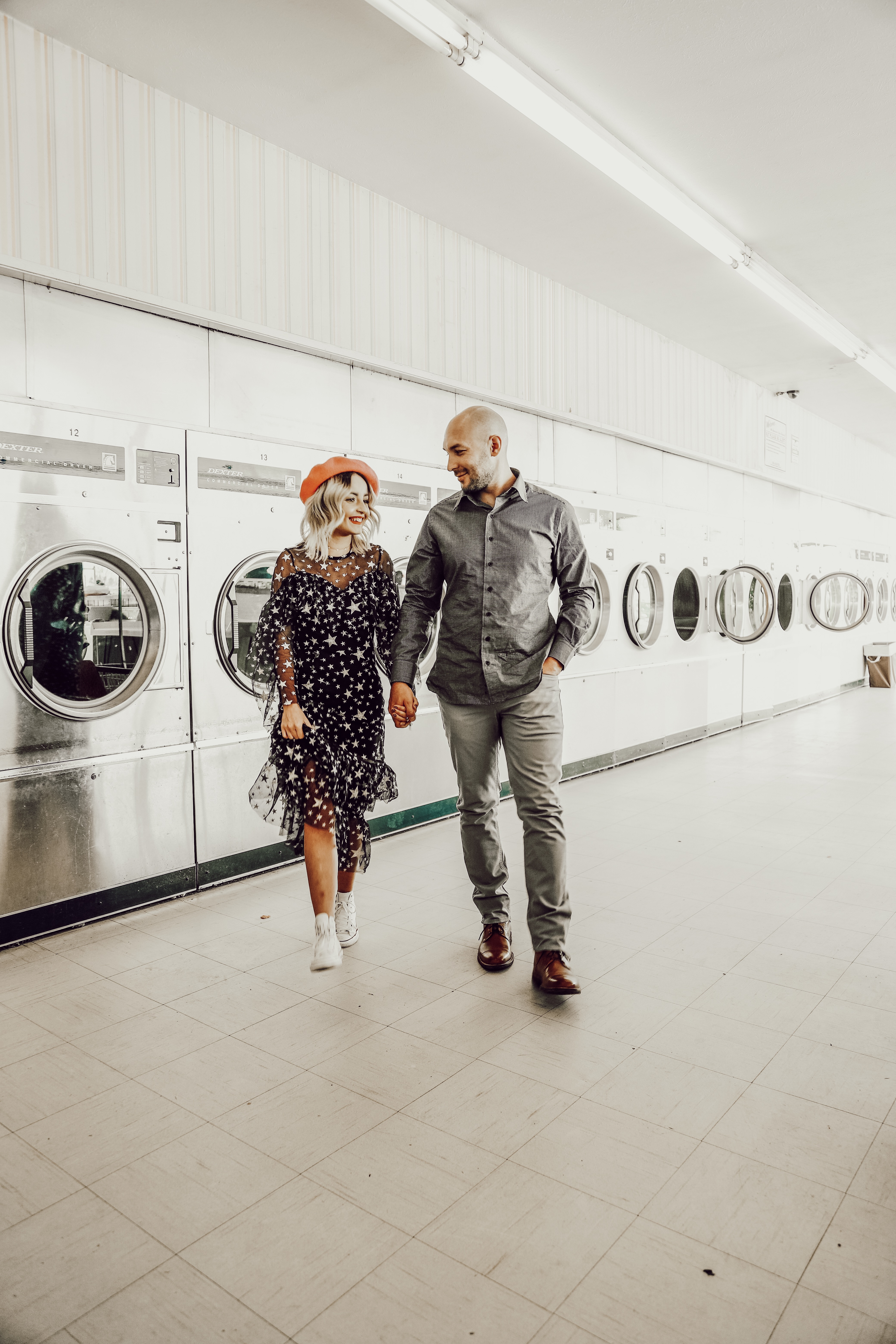 Alena Gidenko of modaprints.com shares her photoshoot with her hubby for Valentines Day at the Laundry Mat 
