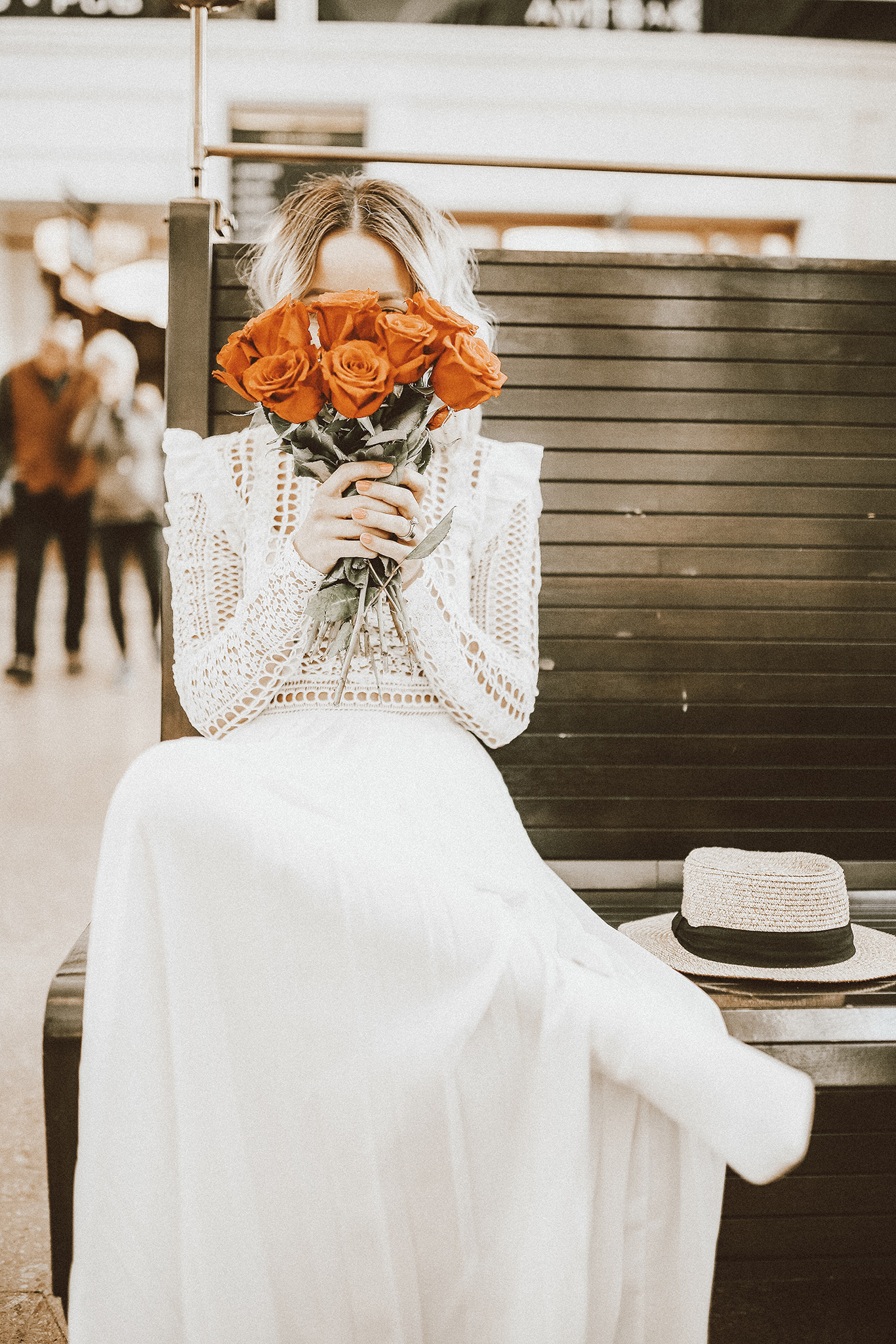 Alena Gidenko of mod prints.com shares 5 of her favorite white dresses for Spring